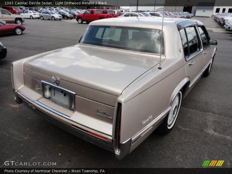 Light Driftwood Metallic / Black 1993 Cadillac DeVille Sedan