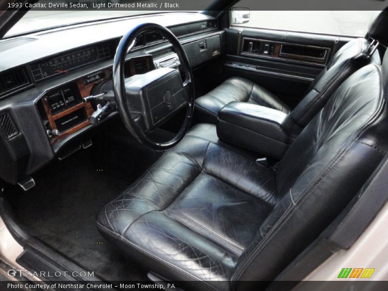 Light Driftwood Metallic / Black 1993 Cadillac DeVille Sedan
