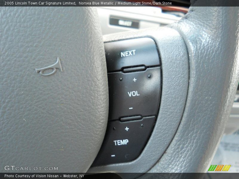 Norsea Blue Metallic / Medium Light Stone/Dark Stone 2005 Lincoln Town Car Signature Limited