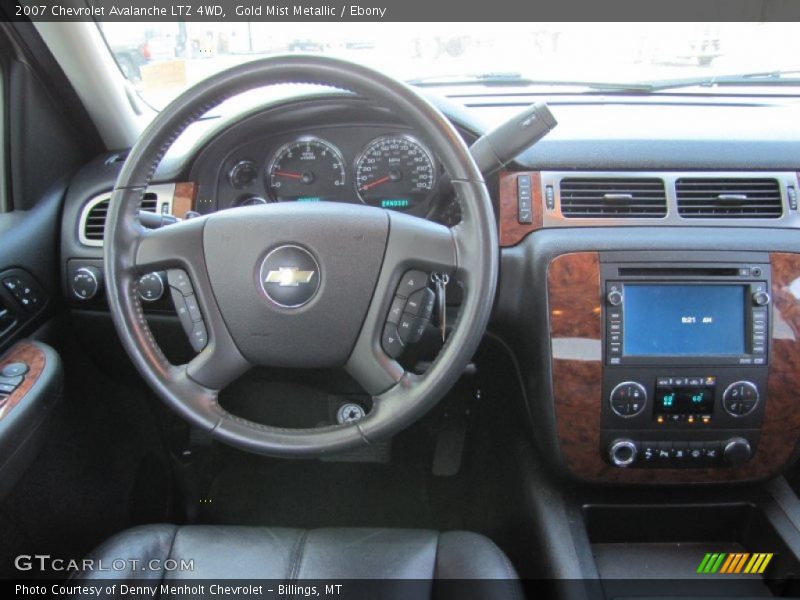 Dashboard of 2007 Avalanche LTZ 4WD