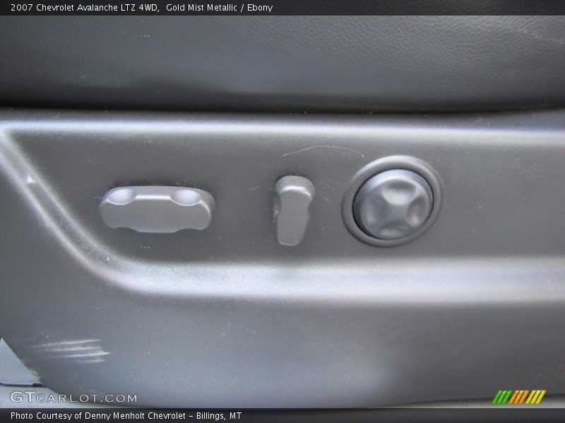 Gold Mist Metallic / Ebony 2007 Chevrolet Avalanche LTZ 4WD