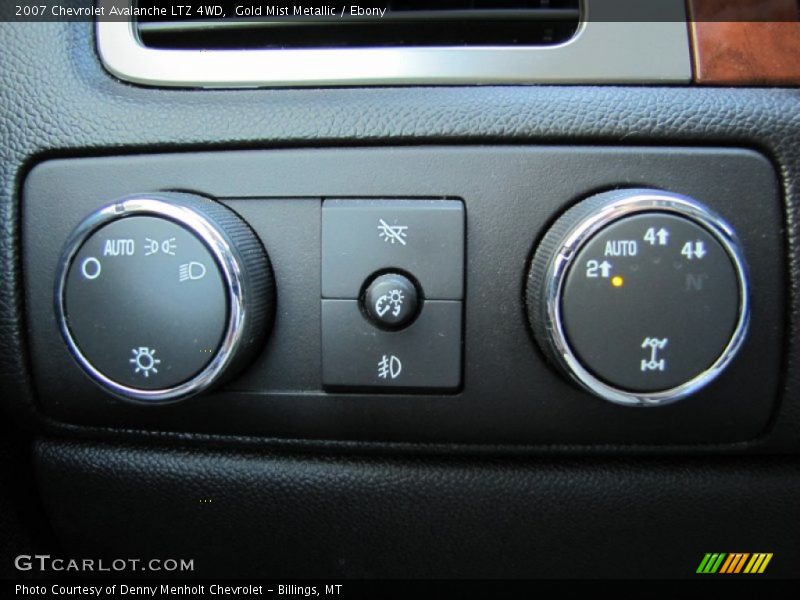 Controls of 2007 Avalanche LTZ 4WD