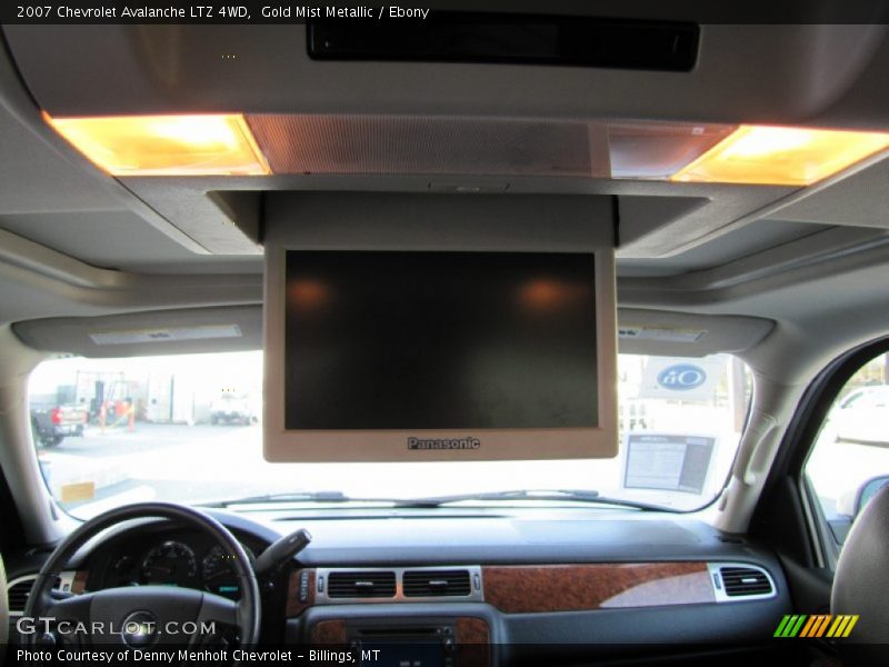 Gold Mist Metallic / Ebony 2007 Chevrolet Avalanche LTZ 4WD