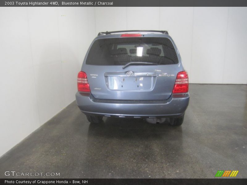 Bluestone Metallic / Charcoal 2003 Toyota Highlander 4WD