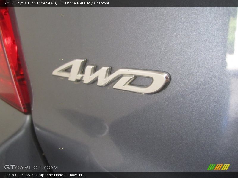 Bluestone Metallic / Charcoal 2003 Toyota Highlander 4WD