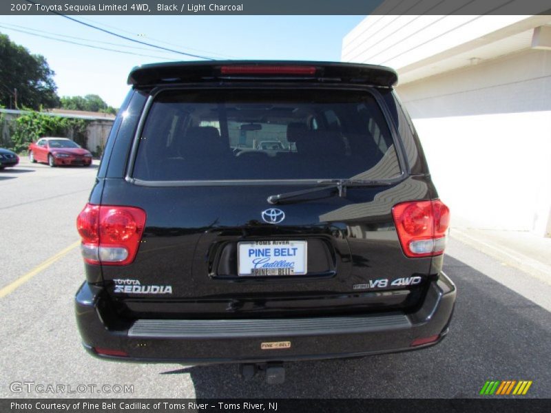 Black / Light Charcoal 2007 Toyota Sequoia Limited 4WD