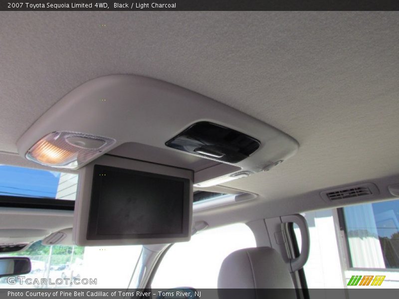 Black / Light Charcoal 2007 Toyota Sequoia Limited 4WD