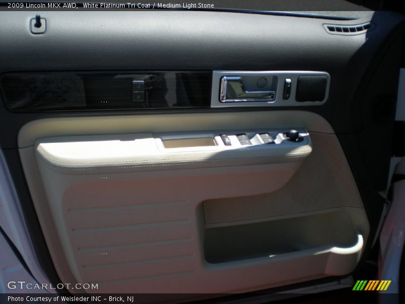White Platinum Tri Coat / Medium Light Stone 2009 Lincoln MKX AWD