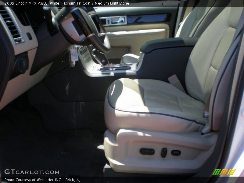 White Platinum Tri Coat / Medium Light Stone 2009 Lincoln MKX AWD