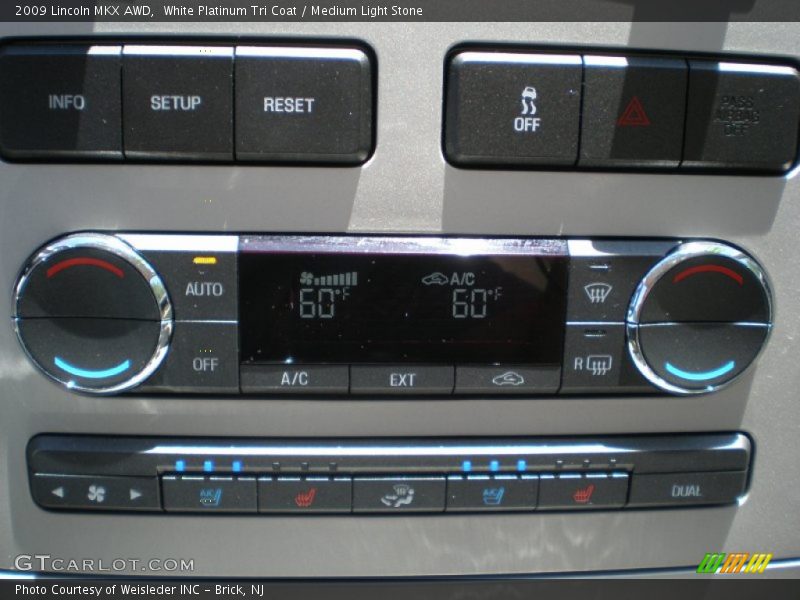 White Platinum Tri Coat / Medium Light Stone 2009 Lincoln MKX AWD