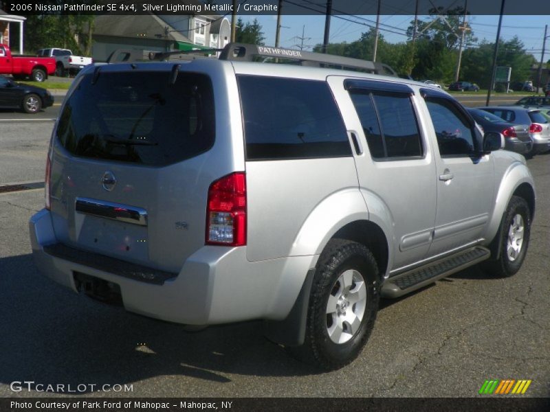 Silver Lightning Metallic / Graphite 2006 Nissan Pathfinder SE 4x4