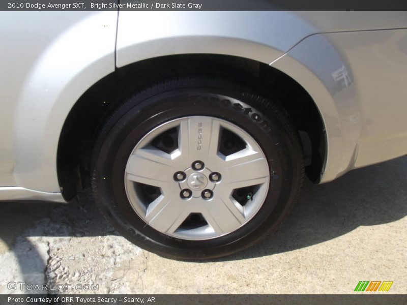 Bright Silver Metallic / Dark Slate Gray 2010 Dodge Avenger SXT