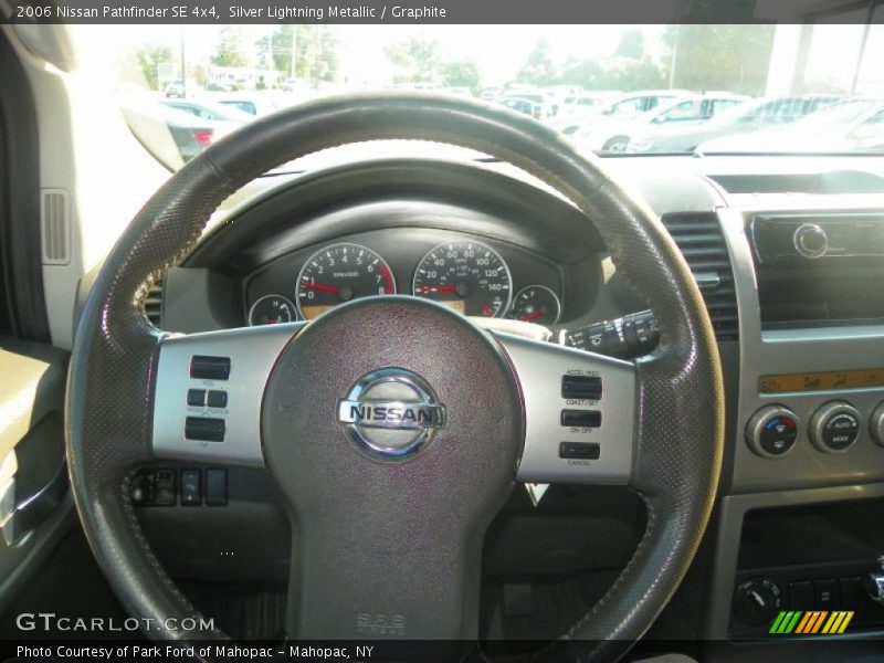 Silver Lightning Metallic / Graphite 2006 Nissan Pathfinder SE 4x4