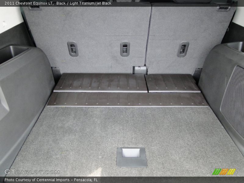 Black / Light Titanium/Jet Black 2011 Chevrolet Equinox LT