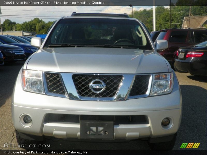 Silver Lightning Metallic / Graphite 2006 Nissan Pathfinder SE 4x4