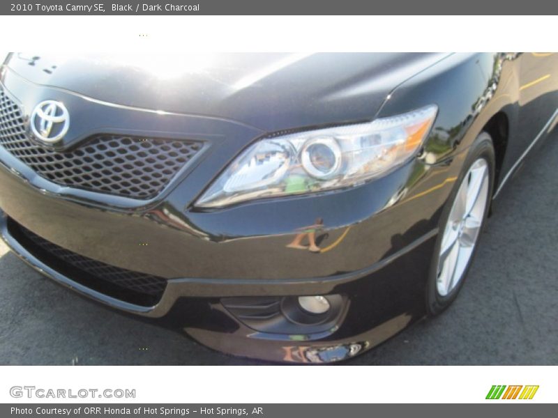 Black / Dark Charcoal 2010 Toyota Camry SE