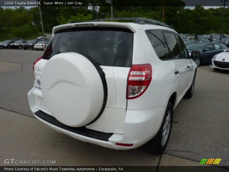 Super White / Ash Gray 2009 Toyota RAV4 I4
