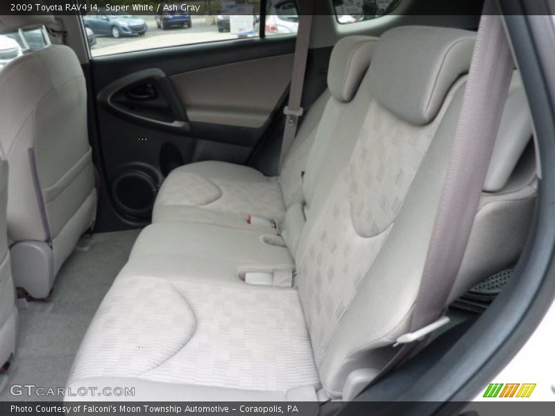 Super White / Ash Gray 2009 Toyota RAV4 I4