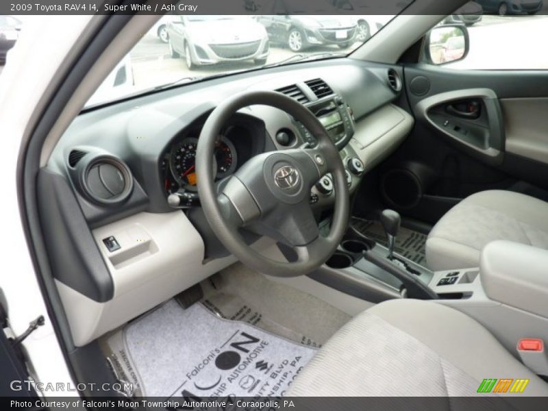 Super White / Ash Gray 2009 Toyota RAV4 I4