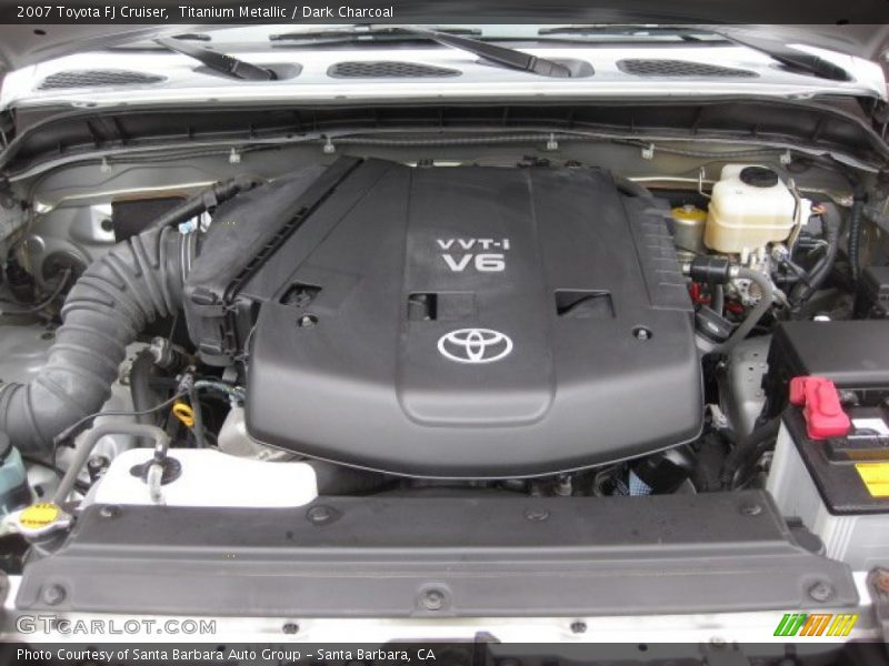 Titanium Metallic / Dark Charcoal 2007 Toyota FJ Cruiser