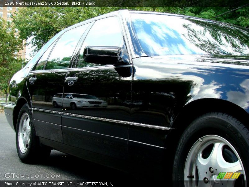 Black / Black 1998 Mercedes-Benz S 500 Sedan