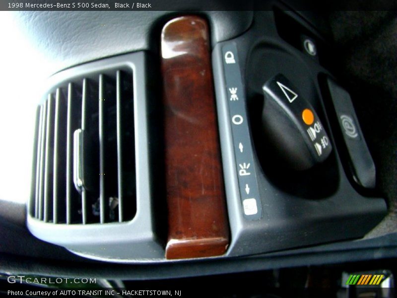 Black / Black 1998 Mercedes-Benz S 500 Sedan