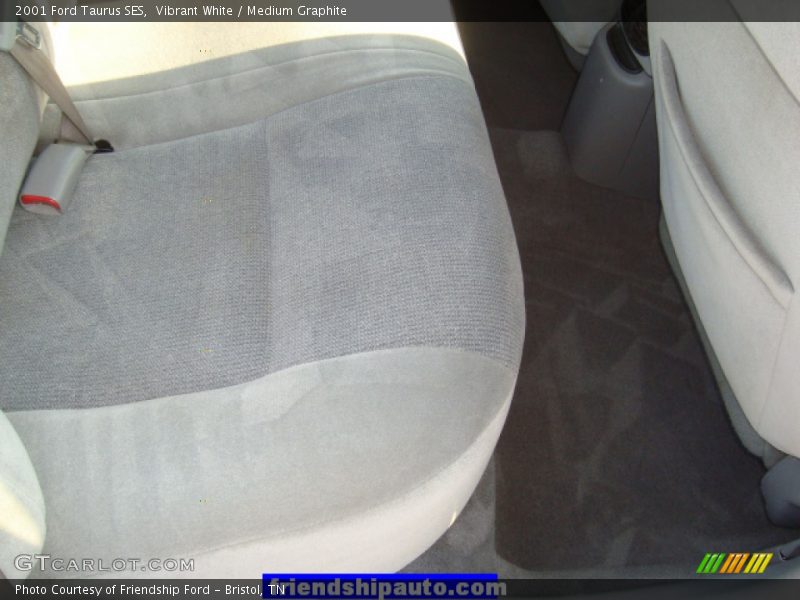 Vibrant White / Medium Graphite 2001 Ford Taurus SES