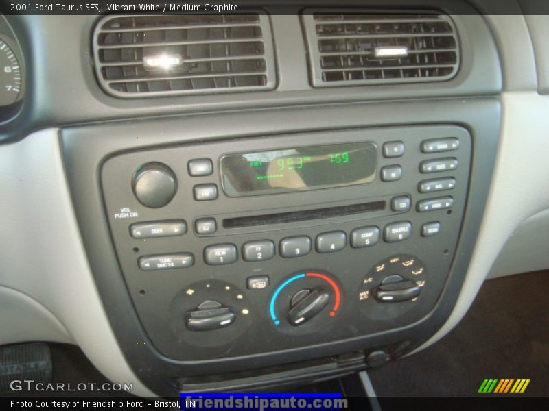 Vibrant White / Medium Graphite 2001 Ford Taurus SES