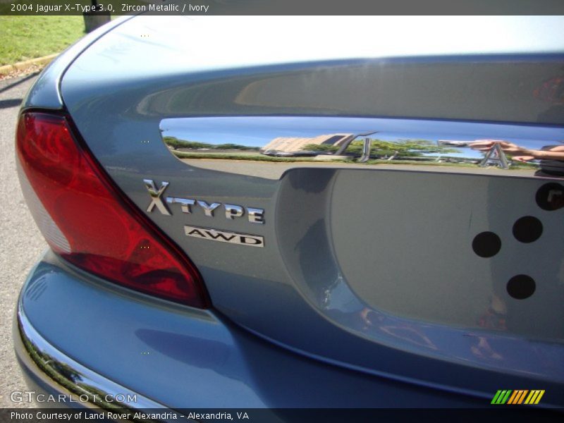 Zircon Metallic / Ivory 2004 Jaguar X-Type 3.0