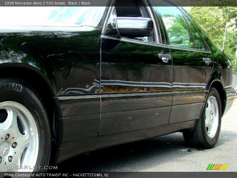 Black / Black 1998 Mercedes-Benz S 500 Sedan