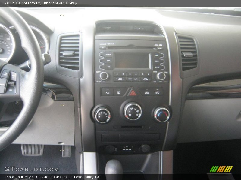 Bright Silver / Gray 2012 Kia Sorento LX