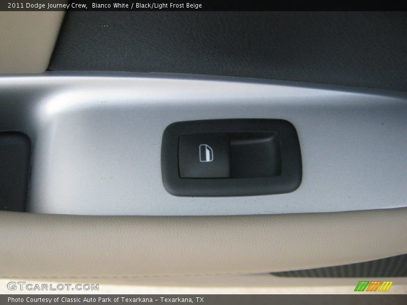 Bianco White / Black/Light Frost Beige 2011 Dodge Journey Crew