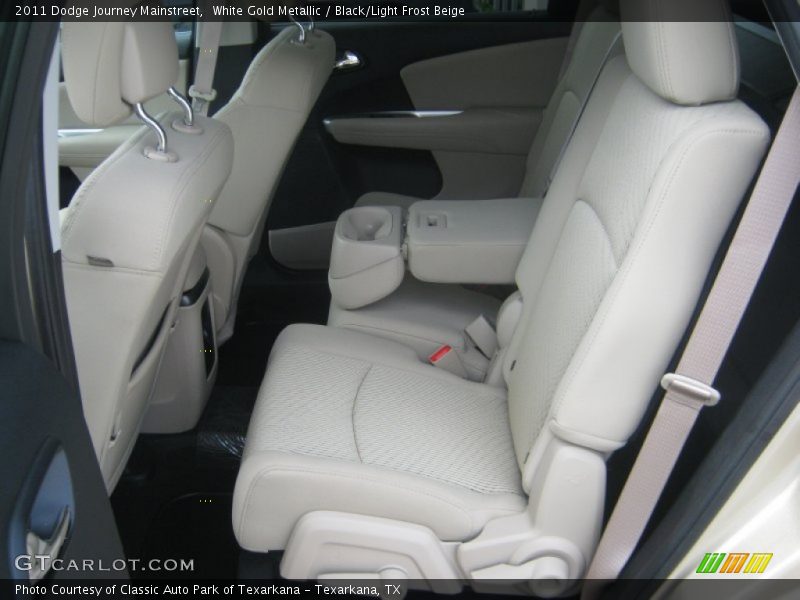 White Gold Metallic / Black/Light Frost Beige 2011 Dodge Journey Mainstreet
