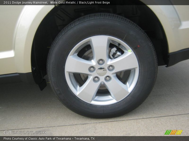 White Gold Metallic / Black/Light Frost Beige 2011 Dodge Journey Mainstreet