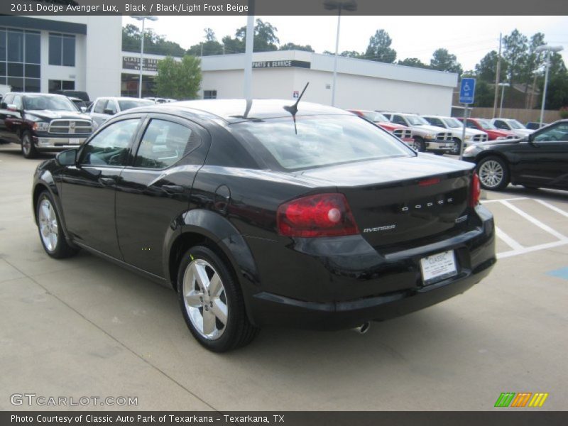 Black / Black/Light Frost Beige 2011 Dodge Avenger Lux