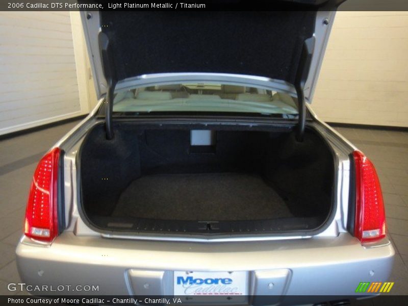 Light Platinum Metallic / Titanium 2006 Cadillac DTS Performance