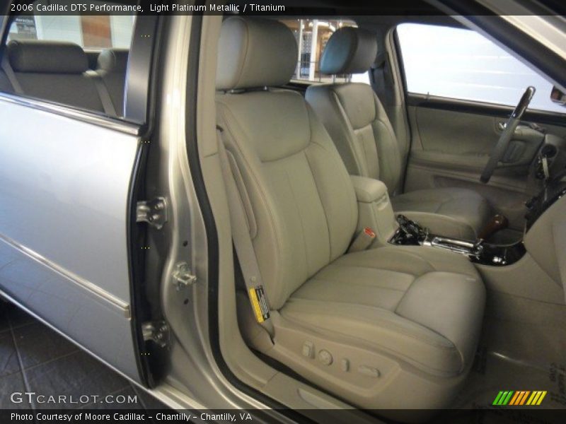 Light Platinum Metallic / Titanium 2006 Cadillac DTS Performance