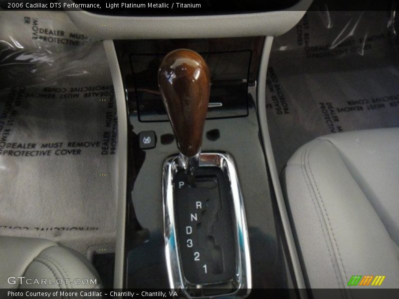 Light Platinum Metallic / Titanium 2006 Cadillac DTS Performance
