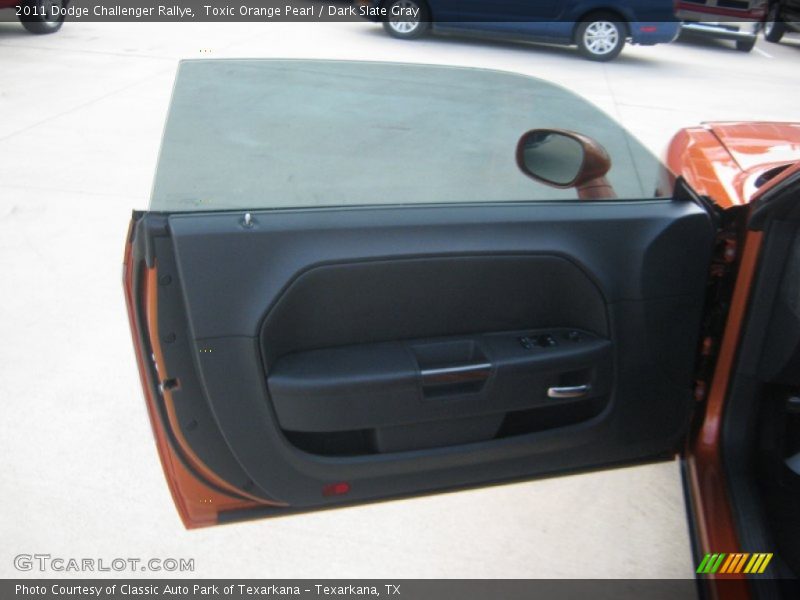 Toxic Orange Pearl / Dark Slate Gray 2011 Dodge Challenger Rallye