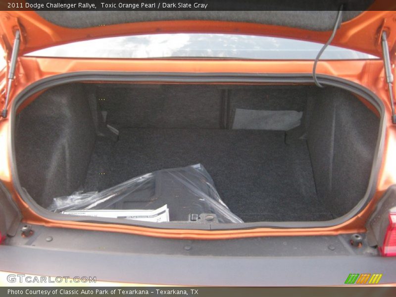 Toxic Orange Pearl / Dark Slate Gray 2011 Dodge Challenger Rallye