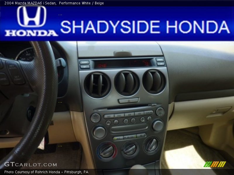 Performance White / Beige 2004 Mazda MAZDA6 i Sedan