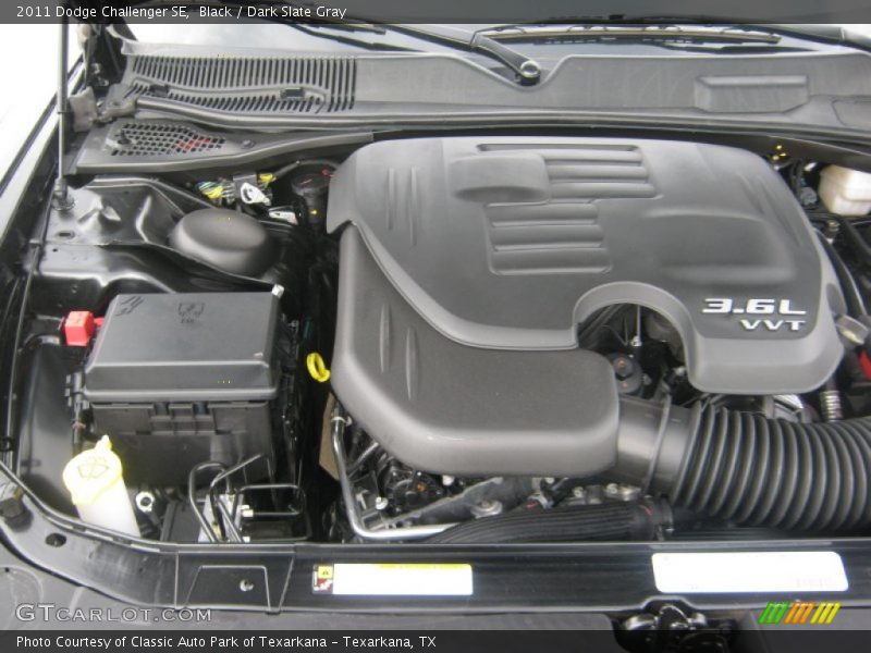 Black / Dark Slate Gray 2011 Dodge Challenger SE