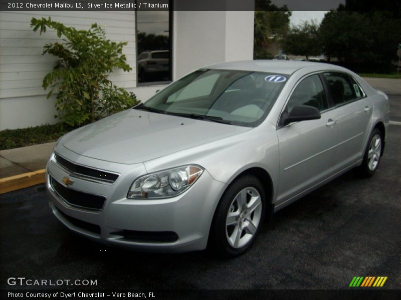 Front 3/4 View of 2012 Malibu LS