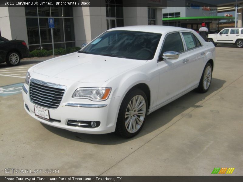 Bright White / Black 2011 Chrysler 300 Limited