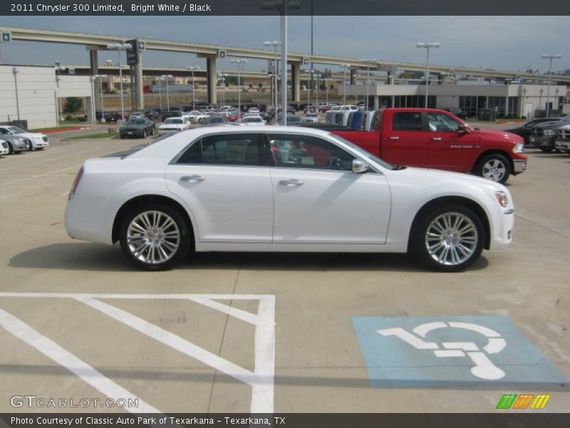 Bright White / Black 2011 Chrysler 300 Limited