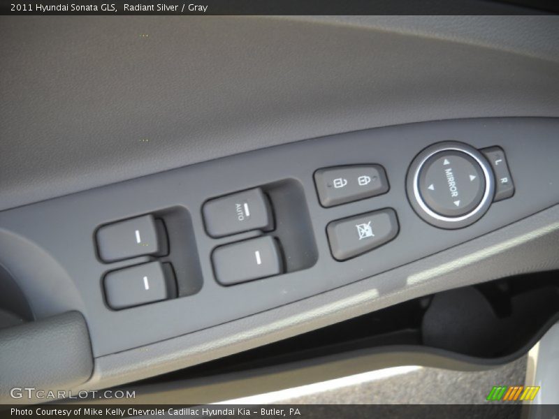 Radiant Silver / Gray 2011 Hyundai Sonata GLS