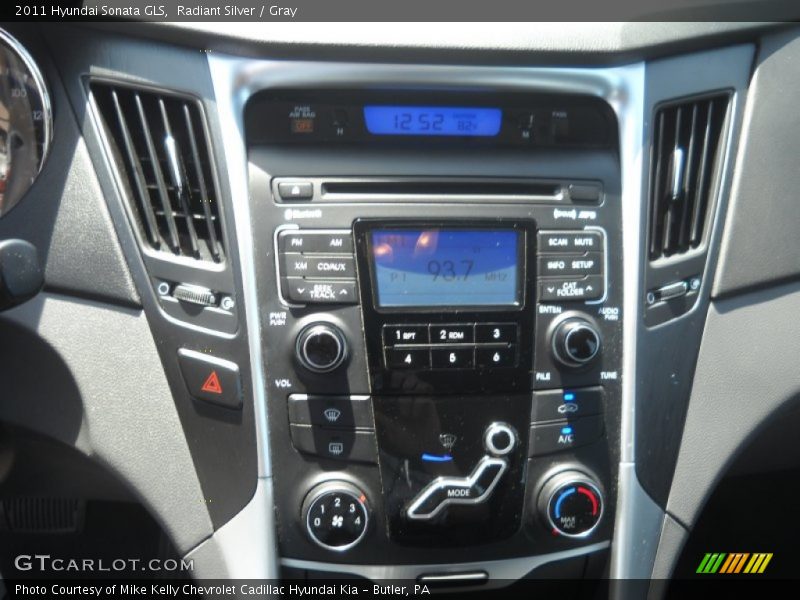 Radiant Silver / Gray 2011 Hyundai Sonata GLS