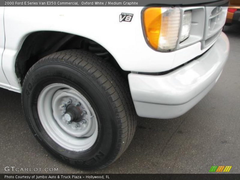Oxford White / Medium Graphite 2000 Ford E Series Van E350 Commercial