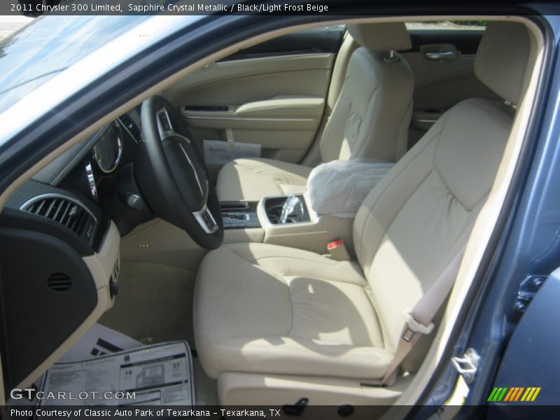 Sapphire Crystal Metallic / Black/Light Frost Beige 2011 Chrysler 300 Limited