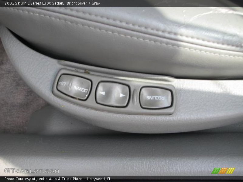 Bright Silver / Gray 2001 Saturn L Series L300 Sedan